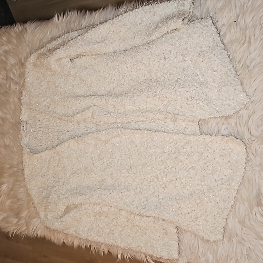 Jaclyn Smith Collection Fuzzy Soft Metallic Silver Cardigan | Size Medium